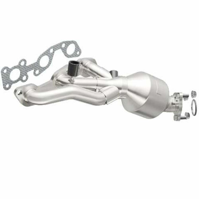 MagnaFlow direct-fit catalytic converter for 2001-2002 Nissan Frontier 3.3L driver side stainless steel CARB compliant 447193