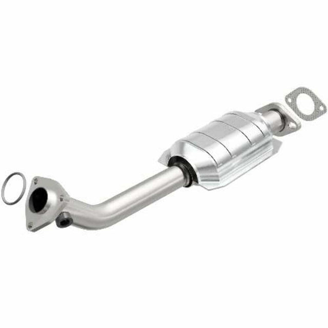 MagnaFlow direct-fit catalytic converter fits 2001-2004 Nissan Pathfinder 3.5L and 2001-2002 INFINITI QX4 3.5L passenger side stainless steel CARB compliant 447230
