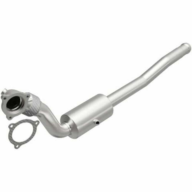 MagnaFlow direct-fit catalytic converter fits 2000 Volvo S70, 2000 Volvo V70, and additional vehicles. Avoid potential exhaust leaks by using the included gaskets to get a proper s
