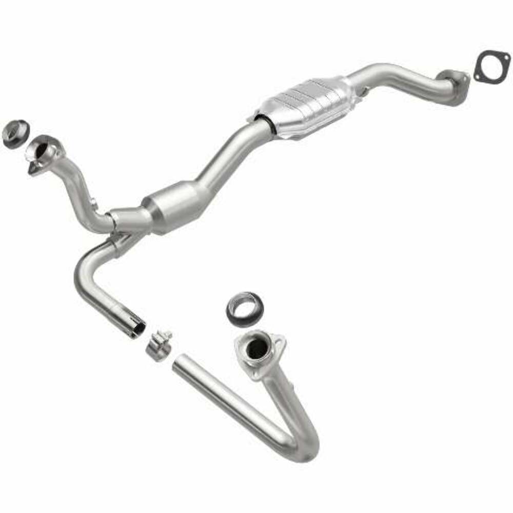 MagnaFlow direct-fit catalytic converter for 2001-2005 Chevy 4.3L stainless steel CARB compliant OBDII 49897