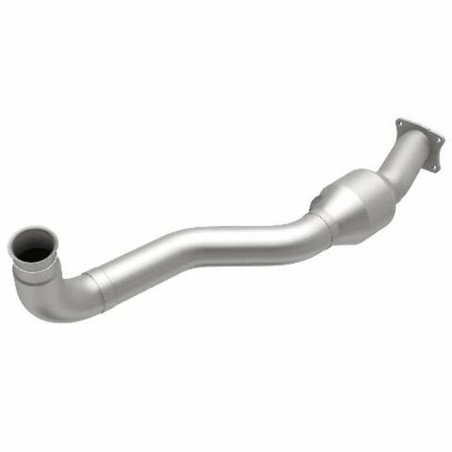 MagnaFlow direct-fit catalytic converter for 2001-2005 Chevy Sierra 6.6L stainless steel Federal EPA compliant OBDII 60501