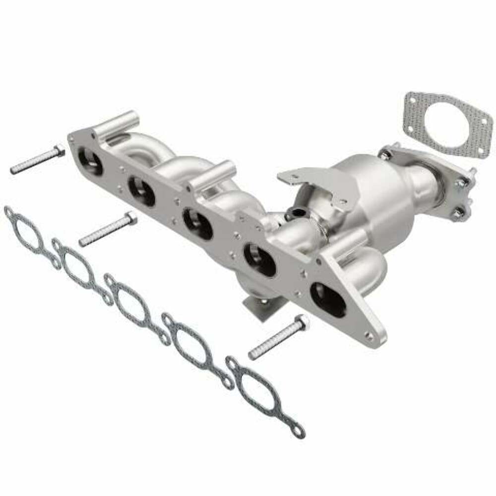 MagnaFlow direct-fit catalytic converter fits 2001-2005 Volvo S60 2.4L stainless steel CARB compliant 452425