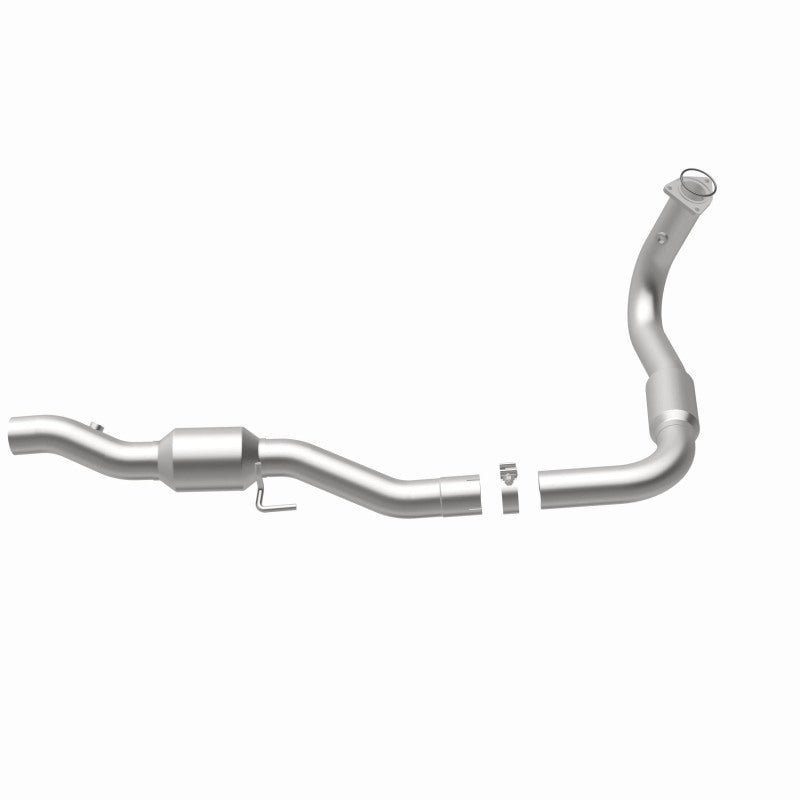 MagnaFlow direct-fit catalytic converter for 2001-2002 Chevy Sierra 2500 6.0L driver side stainless steel CARB compliant 52492