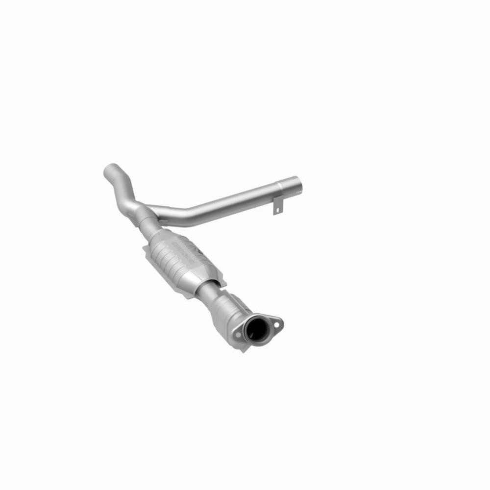 MagnaFlow direct-fit catalytic converter fits 2001 Ford Expedition 4.6L and 2001 Ford F-150 4.6L stainless steel CARB compliant 447122