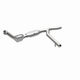 MagnaFlow direct-fit catalytic converter fits 01 Ford Trucks 4.6L stainless steel Federal EPA compliant OBDII 93153
