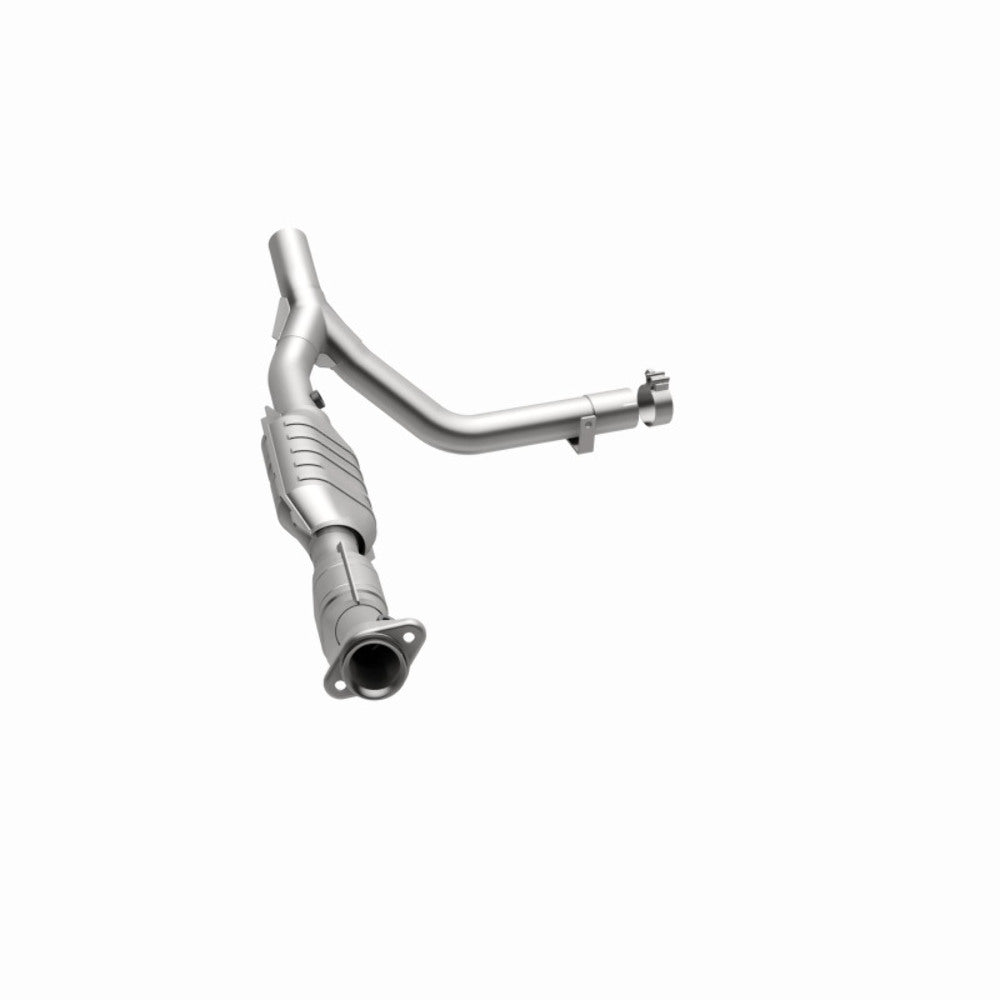 MagnaFlow direct-fit catalytic converter fits 2001 Ford F-150, 2001 Ford Expedition, and additional vehicles. Hardware is included to eliminate the hassle of working with corroded 