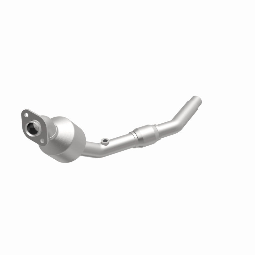 MagnaFlow direct-fit catalytic converter fits 2002-2003 Freelander 2.5L stainless steel CARB compliant OBDII 51877