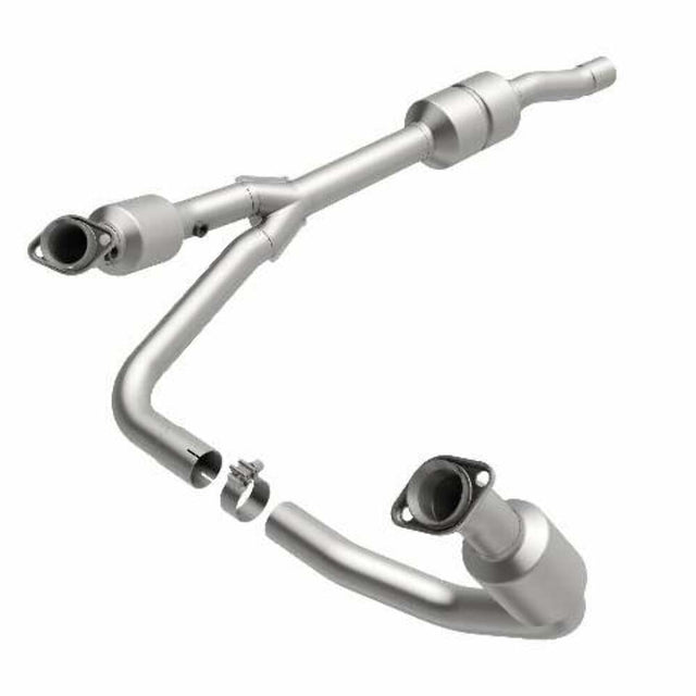 MagnaFlow direct-fit catalytic converter for 2002-2003 Ram 4.7L stainless steel CARB compliant 458070
