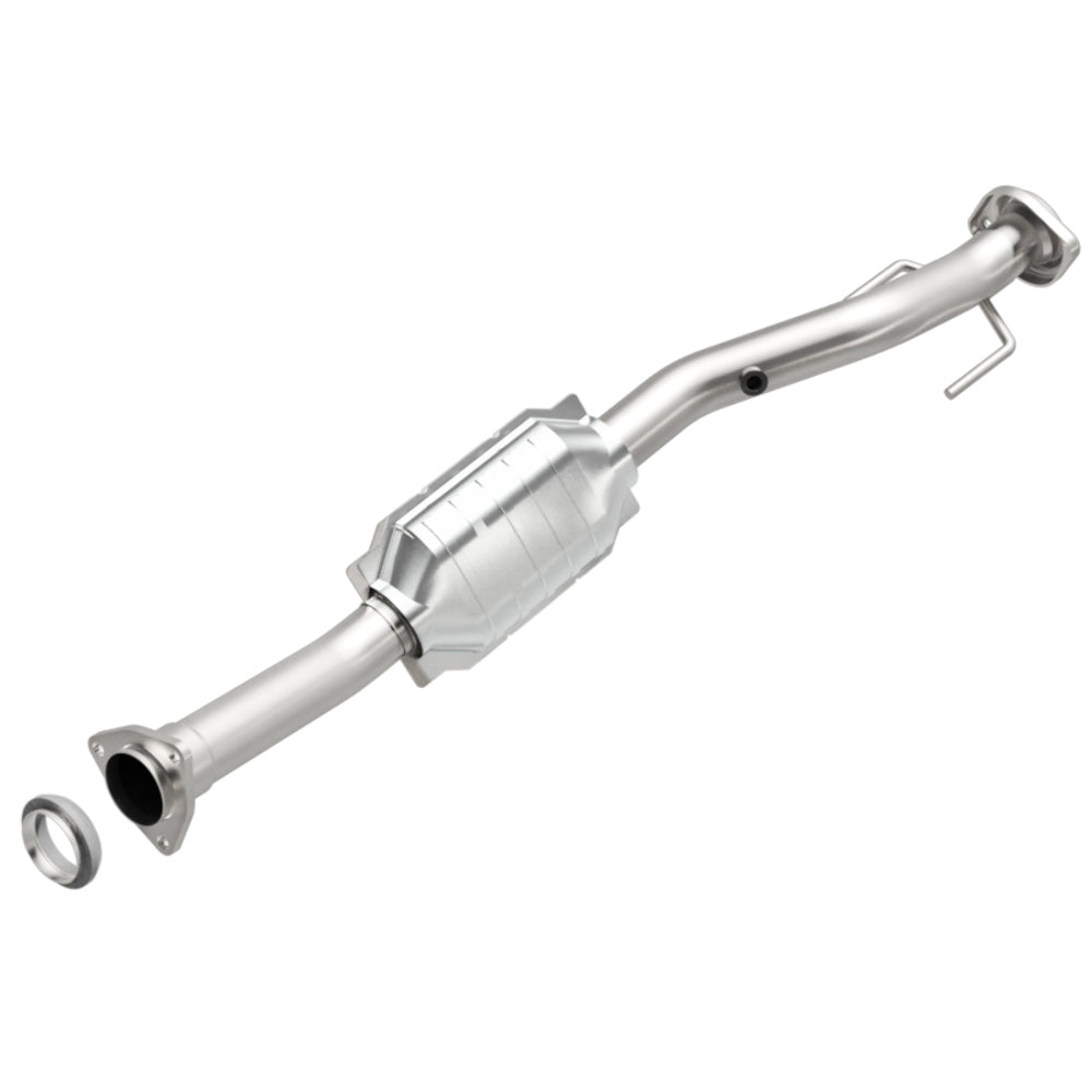 MagnaFlow direct-fit catalytic converter fits 2002-2005 Chevrolet Trailblazer, GMC Envoy, and additional vehicles. Avoid potential exhaust leaks by using the included gaskets to ge