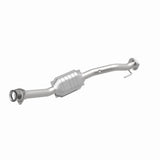MagnaFlow direct-fit catalytic converter fits 2002-2005 Chevrolet Trailblazer, GMC Envoy, and additional vehicles. Avoid potential exhaust leaks by using the included gaskets to ge