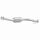MagnaFlow direct-fit catalytic converter fits 2002-2005 Chevrolet Trailblazer, GMC Envoy, and additional vehicles. Avoid potential exhaust leaks by using the included gaskets to ge