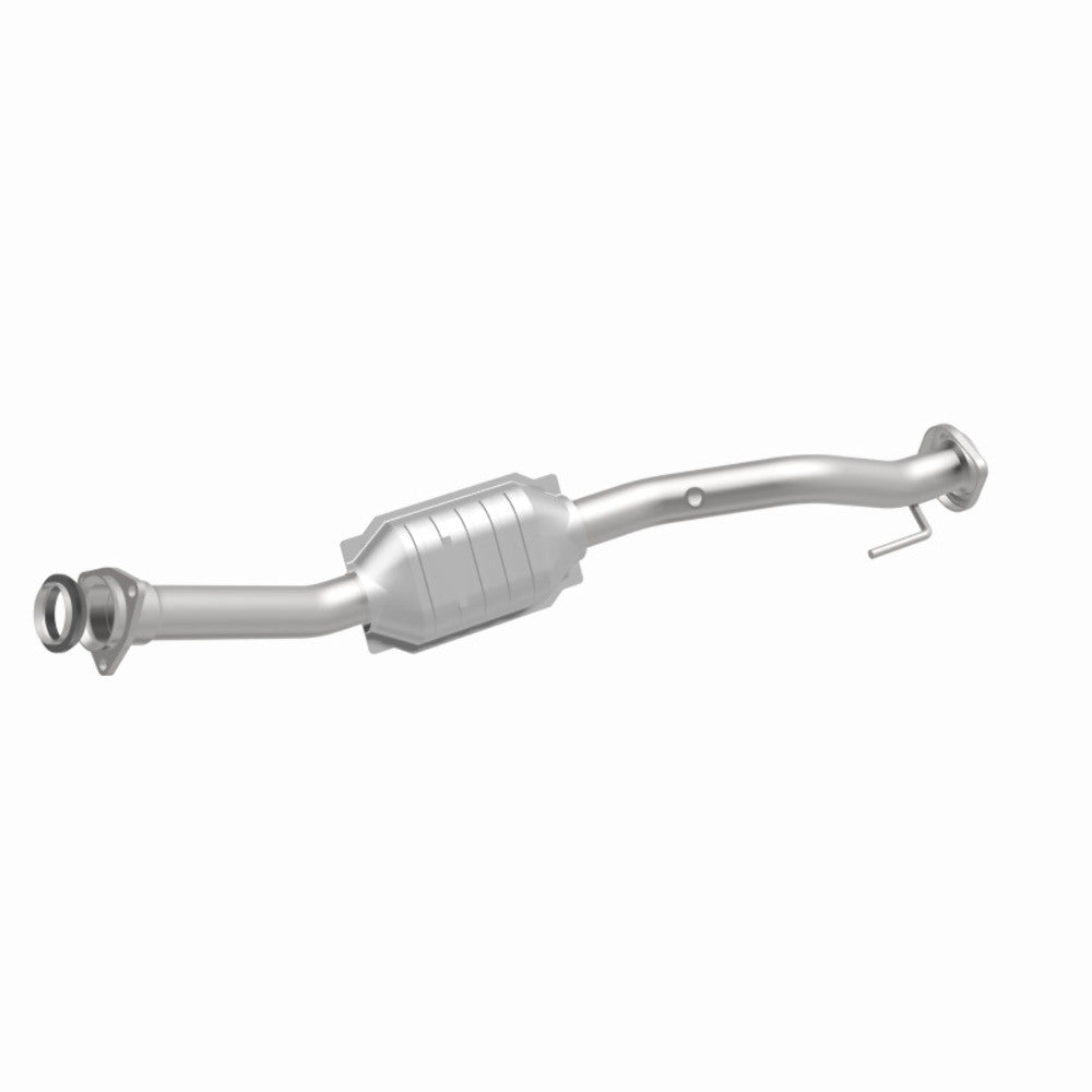 MagnaFlow direct-fit catalytic converter fits 2002-2005 Chevrolet Trailblazer, GMC Envoy, and additional vehicles. Avoid potential exhaust leaks by using the included gaskets to ge