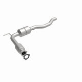MagnaFlow direct-fit catalytic converter fits 02 Volkswagen Eurovan 2.8L stainless steel Federal EPA compliant OBDII 23181