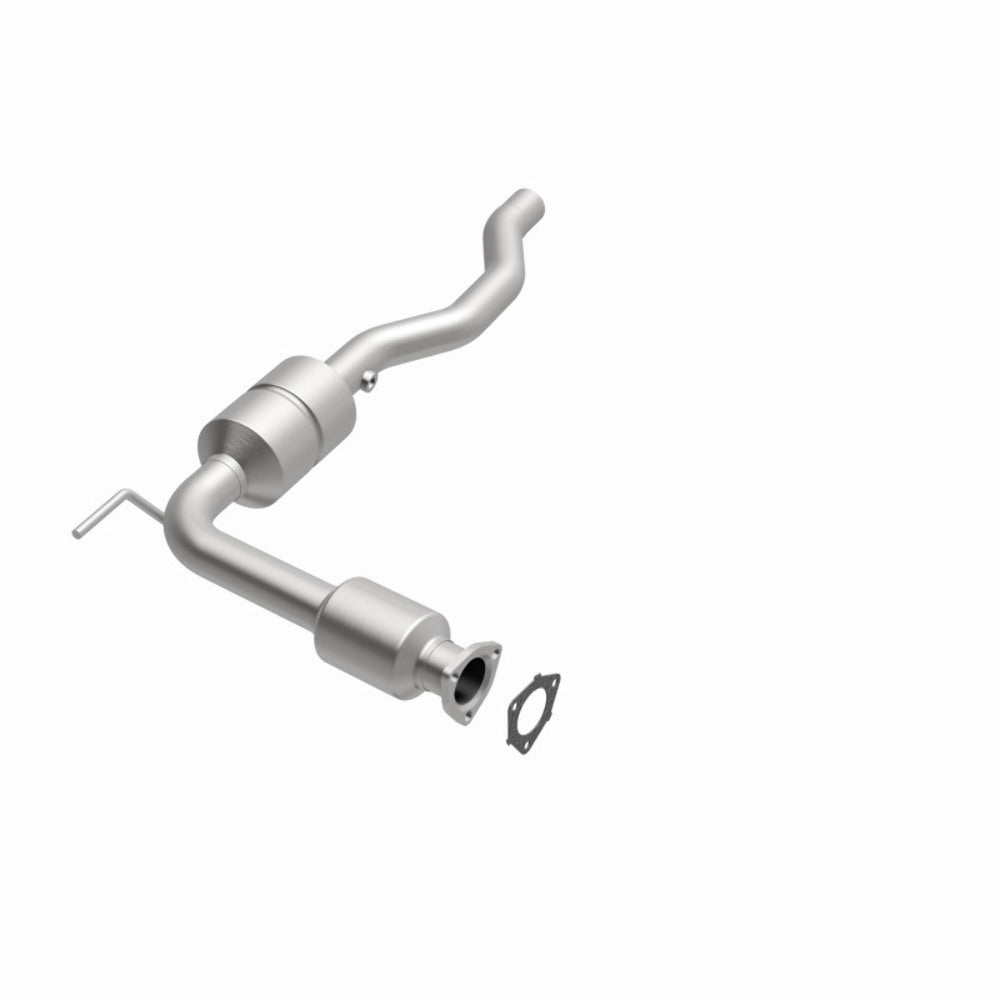 MagnaFlow direct-fit catalytic converter fits 02 Volkswagen Eurovan 2.8L stainless steel Federal EPA compliant OBDII 23181