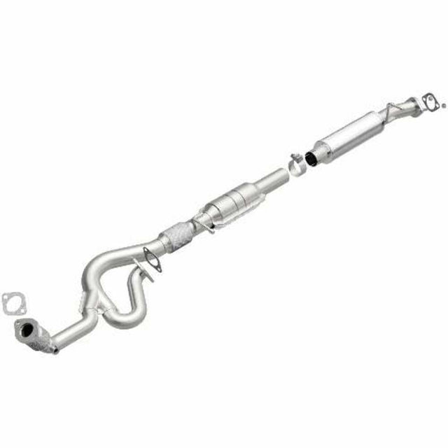 MagnaFlow direct-fit catalytic converter for 2003-2006 Hyundai Santa Fe 3.5L stainless steel CARB compliant OBDII 51248