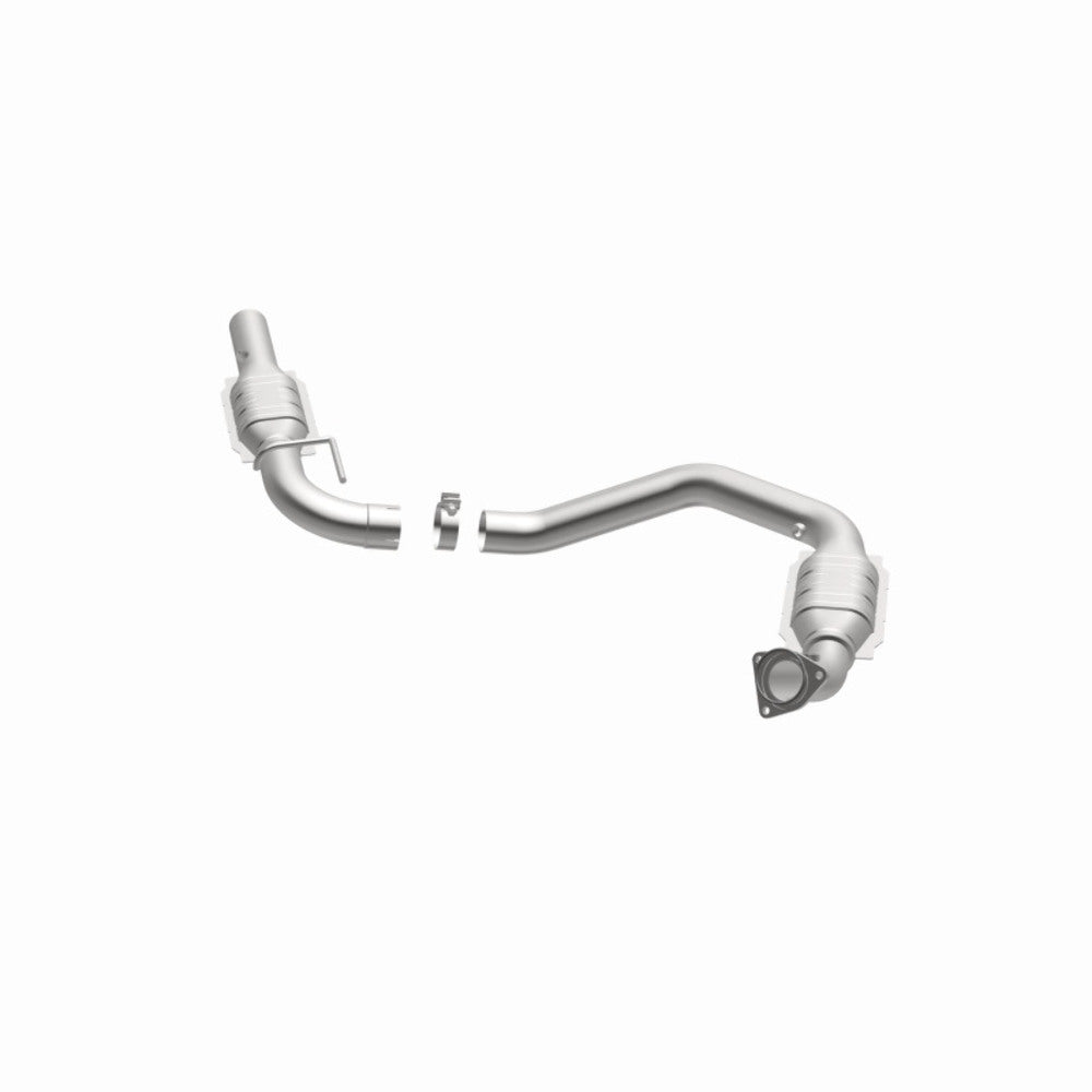 MagnaFlow direct-fit catalytic converter fits 2003-2005 Chevrolet Express 3500, Chevrolet Express 2500, and additional vehicles and 2003-2009 GM 2500/3500 driver side driver side s