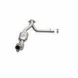 MagnaFlow direct-fit catalytic converter fits 2003-2004 Lincoln Navigator 5.4L and 03 Lincoln Navigator 5.4L stainless steel CARB compliant OBDII 51081