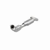 MagnaFlow direct-fit catalytic converter fits 2003-2004 Lincoln Navigator 5.4L and 03 Lincoln Navigator 5.4L stainless steel CARB compliant OBDII 51801