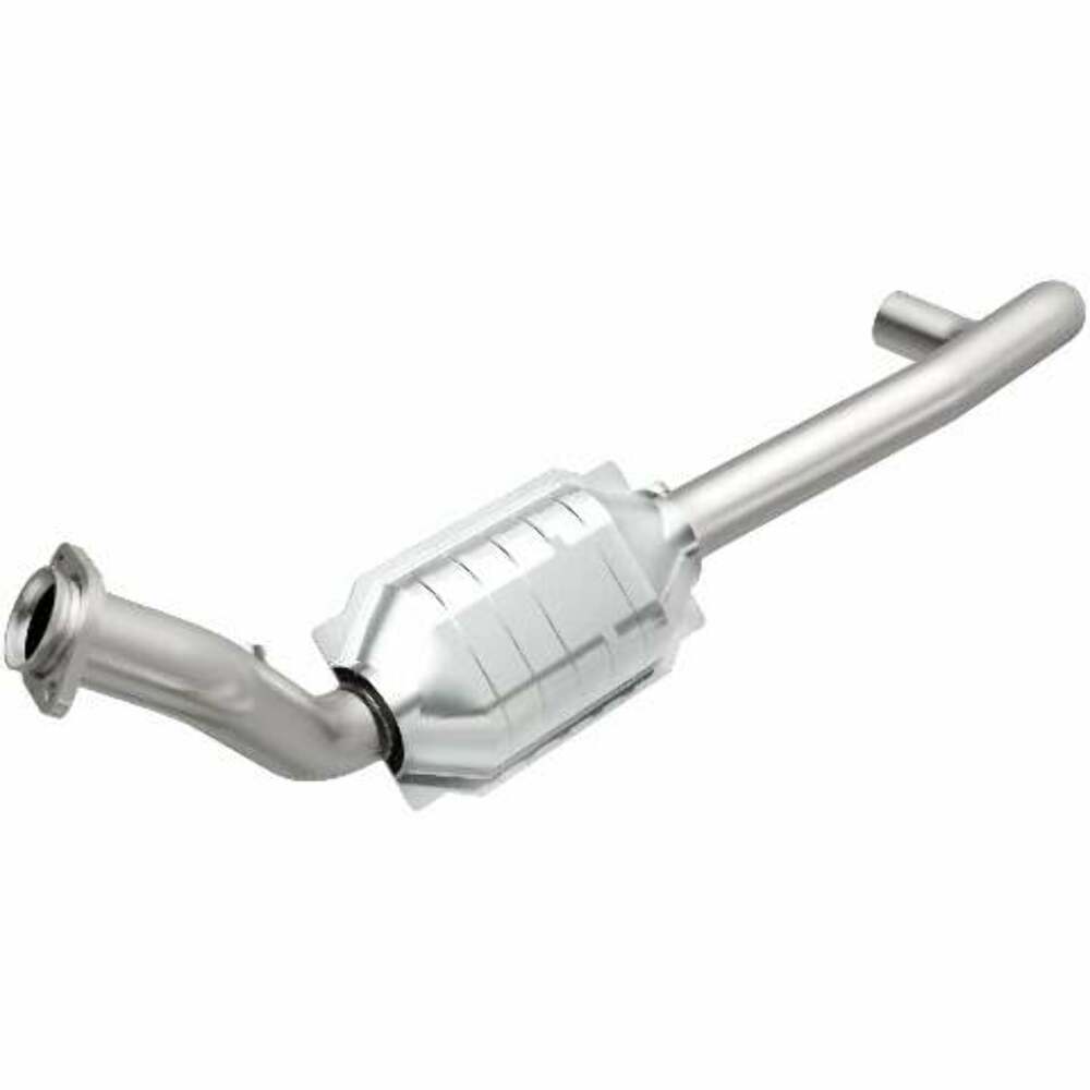 MagnaFlow direct-fit catalytic converter for 2004-2005 Ram 5.7L driver side stainless steel Federal EPA compliant OBDII 93402