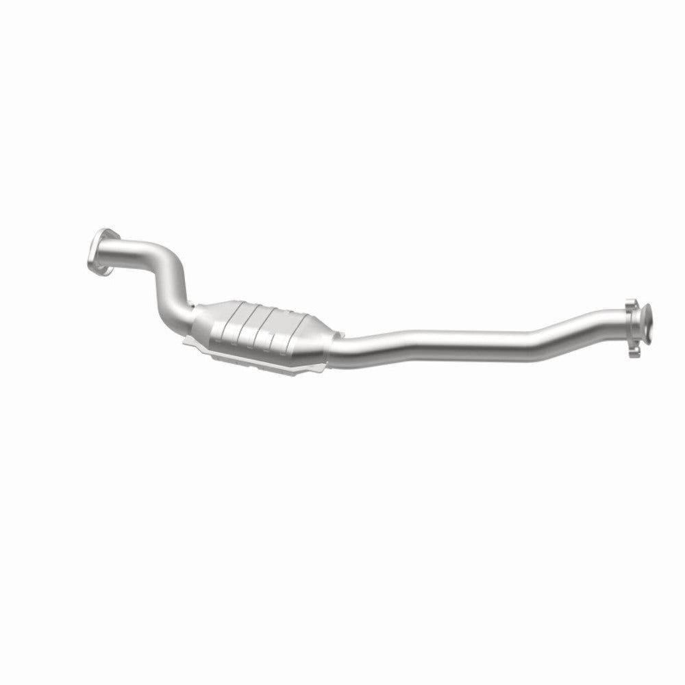 MagnaFlow direct-fit catalytic converter fits 2004-2006 Colorado 2.8/3.5 rr O 2.8 inch inlet 3.5 inch outlet stainless steel CARB compliant OBDII 49611
