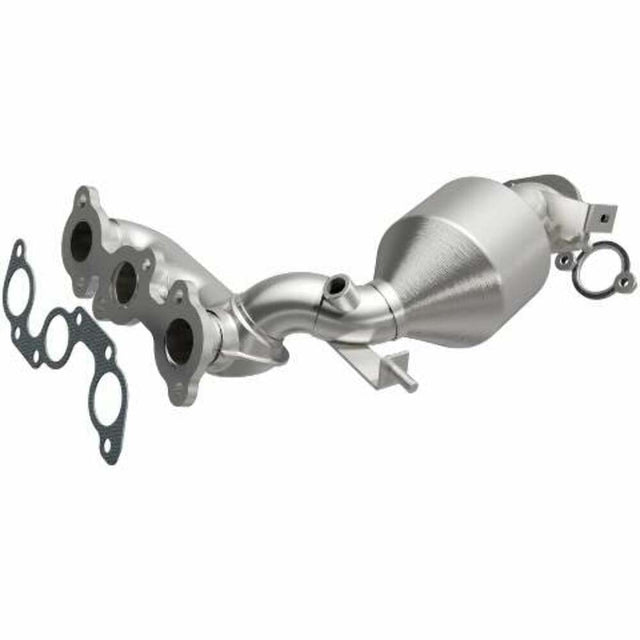 MagnaFlow direct-fit catalytic converter for 2004-2006 Toyota 3.3L stainless steel Federal EPA compliant OBDII 50274