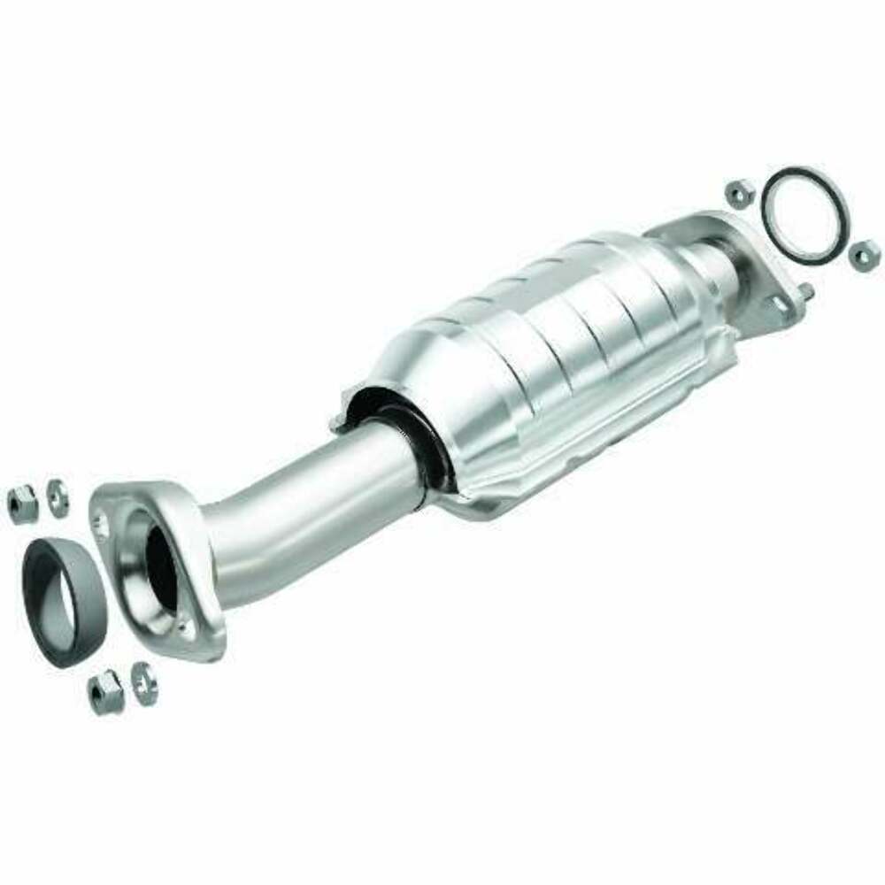 MagnaFlow direct-fit catalytic converter fits 2004-2007 Suzuki Aerio 2.3L stainless steel CARB compliant OBDII 51672