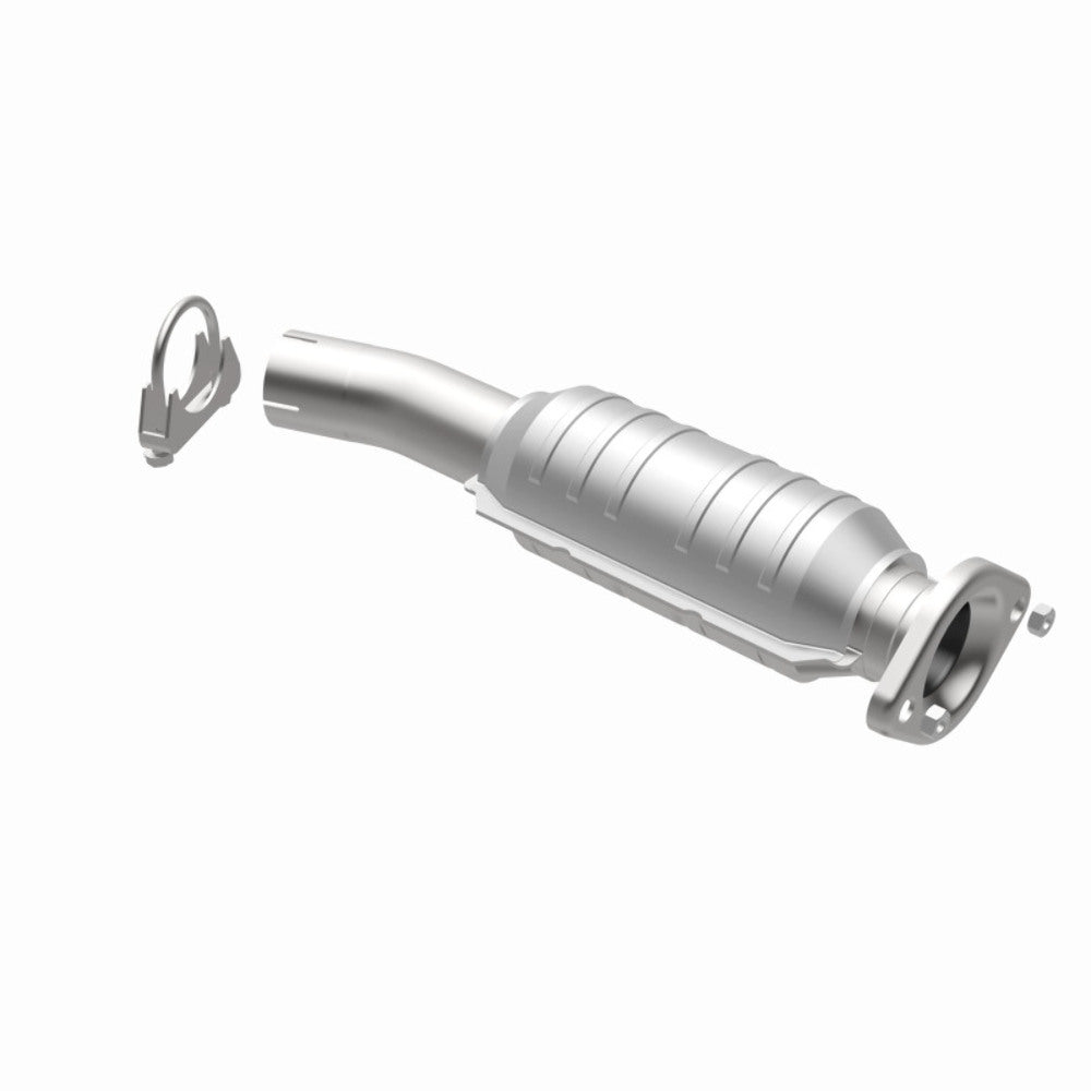 MagnaFlow direct-fit catalytic converter fits 04 Toyota Sienna 3.3L stainless steel Federal EPA compliant OBDII 23084