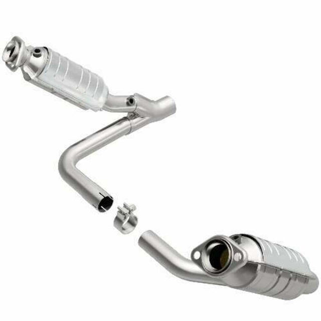 MagnaFlow direct-fit catalytic converter for 2005-2006 Dodge stainless steel CARB compliant 49832