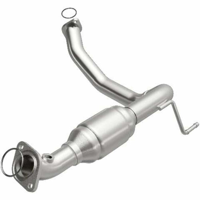 MagnaFlow direct-fit catalytic converter fits 2003-2009 Toyota 4Runner and 2007-2009 Toyota FJ Cruiser, this and 2005-2007 4-Run/FJ driver side rr driver side stainless steel Feder