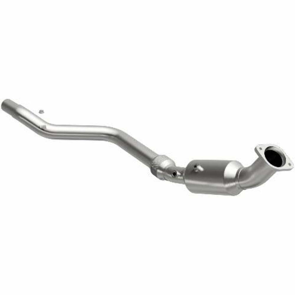 MagnaFlow direct-fit catalytic converter fits 2005-2007 Chrysler 300, 2006-2007 Dodge Charger, and additional vehicles. Hardware is included to eliminate the hassle of working with