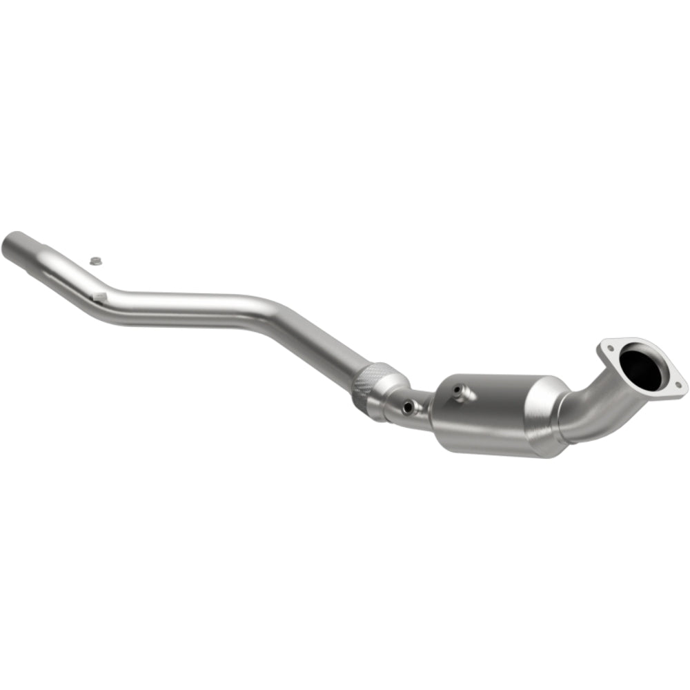 MagnaFlow direct-fit catalytic converter fits 2005-2007 Chrysler 300, 2006-2007 Dodge Charger, and additional vehicles. Hardware is included to eliminate the hassle of working with