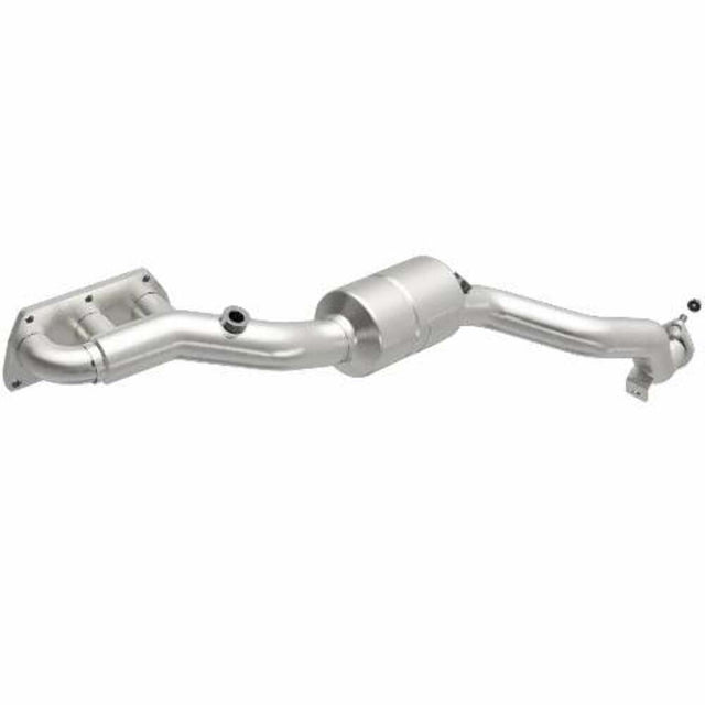 MagnaFlow direct-fit catalytic converter for 2005-2009 Audi 6.0L stainless steel CARB compliant 51167