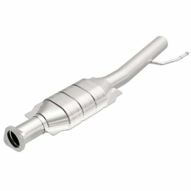 MagnaFlow direct-fit catalytic converter fits 2005-2009 Escape/Trib 2.3 rr 2.3 inch inlet/outlet stainless steel Federal EPA compliant OBDII 24463