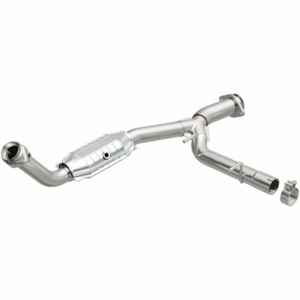 MagnaFlow direct-fit catalytic converter fits 2005-2006 Ford Expedition 5.4L and 05 Expedition passenger side 5.4L passenger side stainless steel CARB compliant OBDII 49411