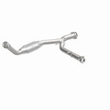 MagnaFlow direct-fit catalytic converter fits 2005-2006 Ford Expedition 5.4L and 05 Expedition passenger side 5.4L passenger side stainless steel CARB compliant OBDII 49411