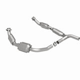 MagnaFlow direct-fit catalytic converter for 2007-2008 Ford 4.6L stainless steel CARB compliant OBDII 51640