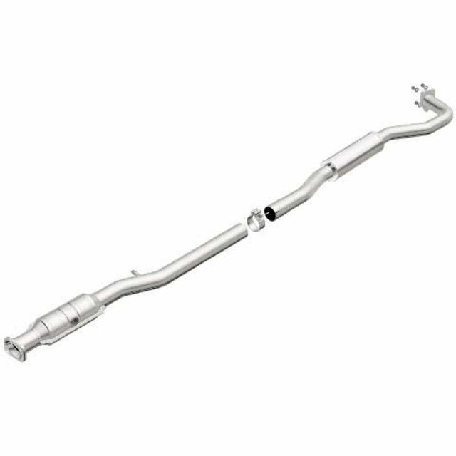 MagnaFlow direct-fit catalytic converter fits 2007-2009 Mitsu Outlander 3.0L stainless steel CARB compliant OBDII 51539