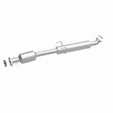 MagnaFlow direct-fit catalytic converter fits 2007-2010 Sienna 3.5 3.5 inch inlet/outlet stainless steel CARB compliant 52547
