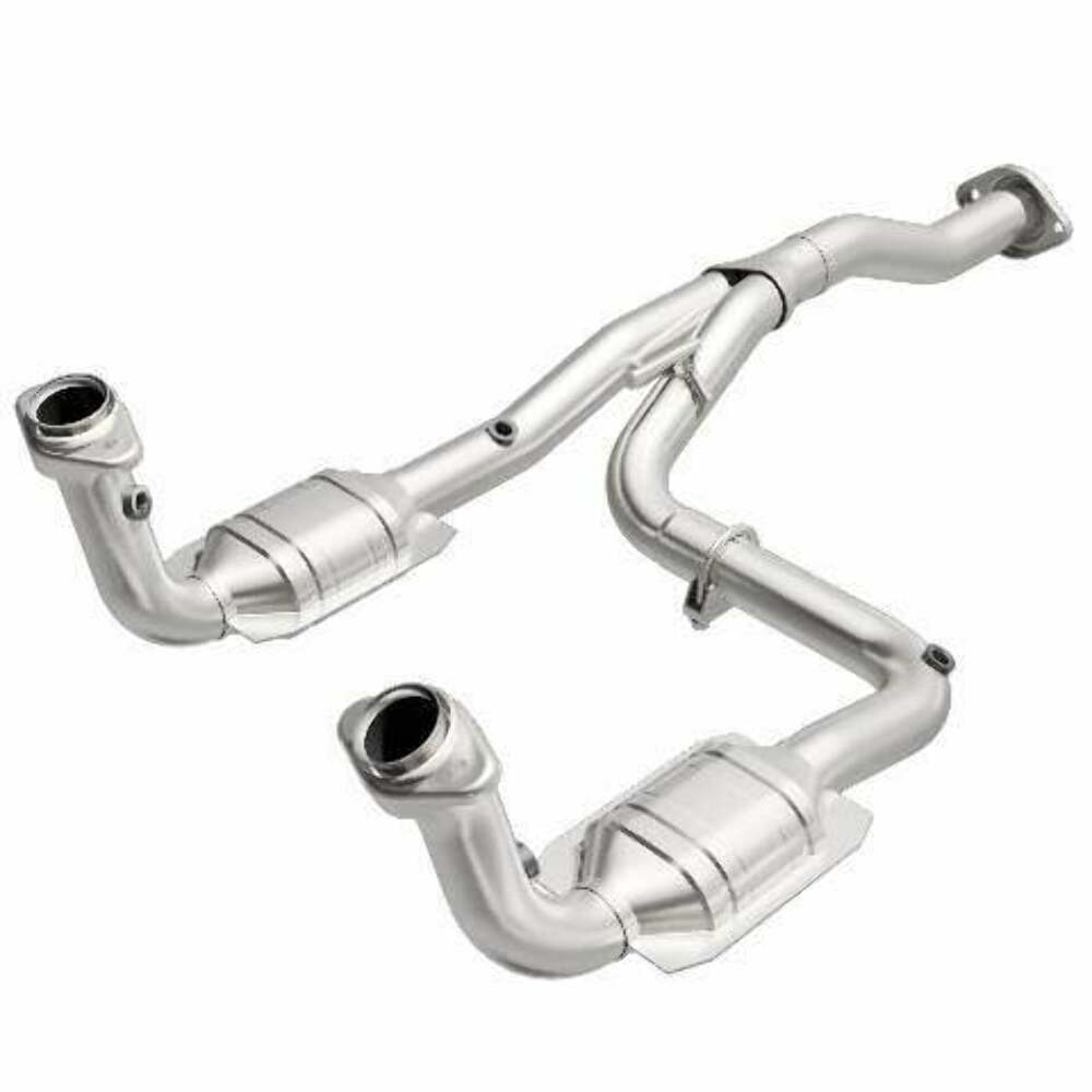 MagnaFlow direct-fit catalytic converter fits 2005-2007 Jeep Liberty 3.7L and 07 Jeep Liberty 3.7L stainless steel CARB compliant OBDII 49186