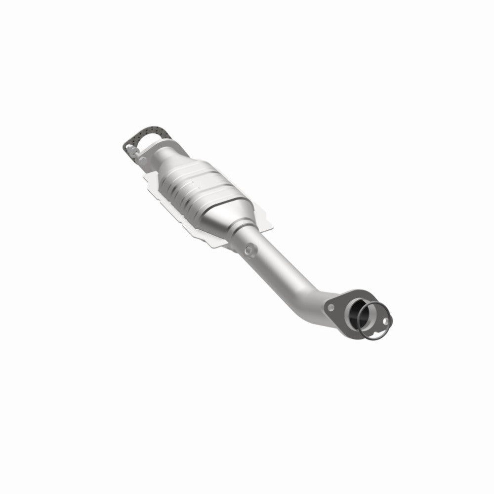 MagnaFlow direct-fit catalytic converter fits 2004-2015 Nissan Titan, 2005-2015 Nissan Armada, and more, this and 07 Titan 5.6L driver side rr 5.6L driver side stainless steel CARB