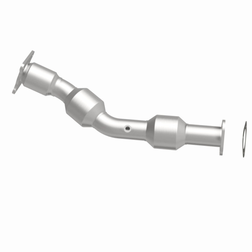 MagnaFlow direct-fit catalytic converter fits 2008-2010 Chevrolet HHR and Chevrolet Cobalt. Avoid potential exhaust leaks by using the included gaskets to get a proper seal and 08 