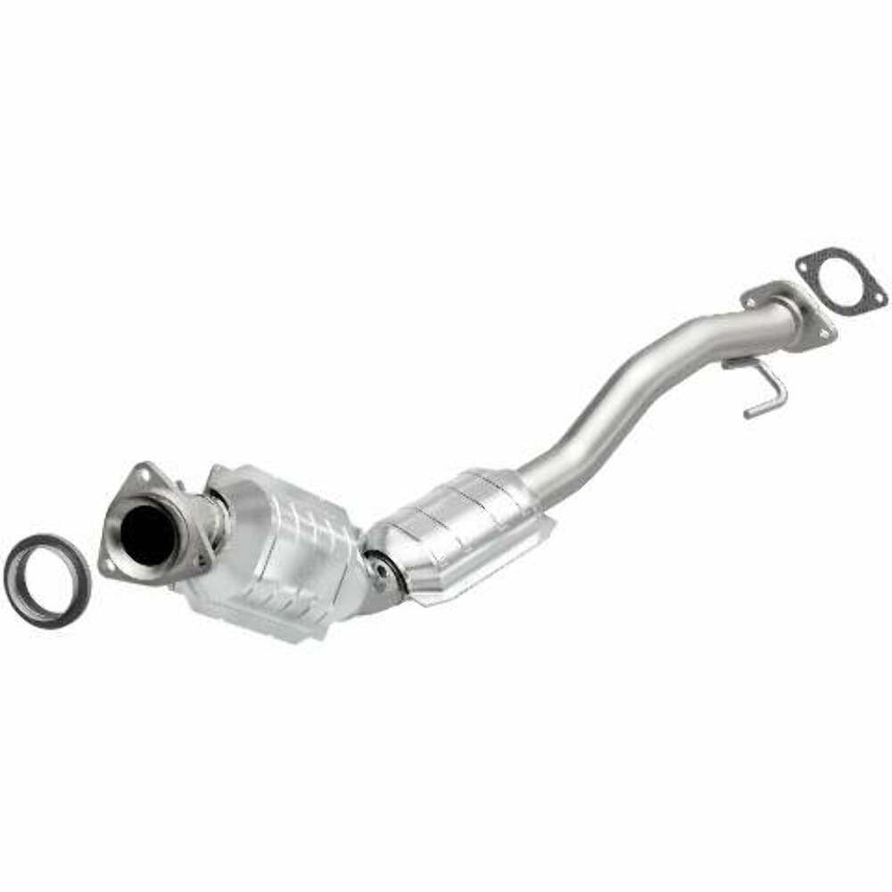 MagnaFlow direct-fit catalytic converter fits 2008-2009 Chevrolet Trailblazer, GMC Envoy, and additional vehicles. Avoid potential exhaust leaks by using the included gaskets to ge