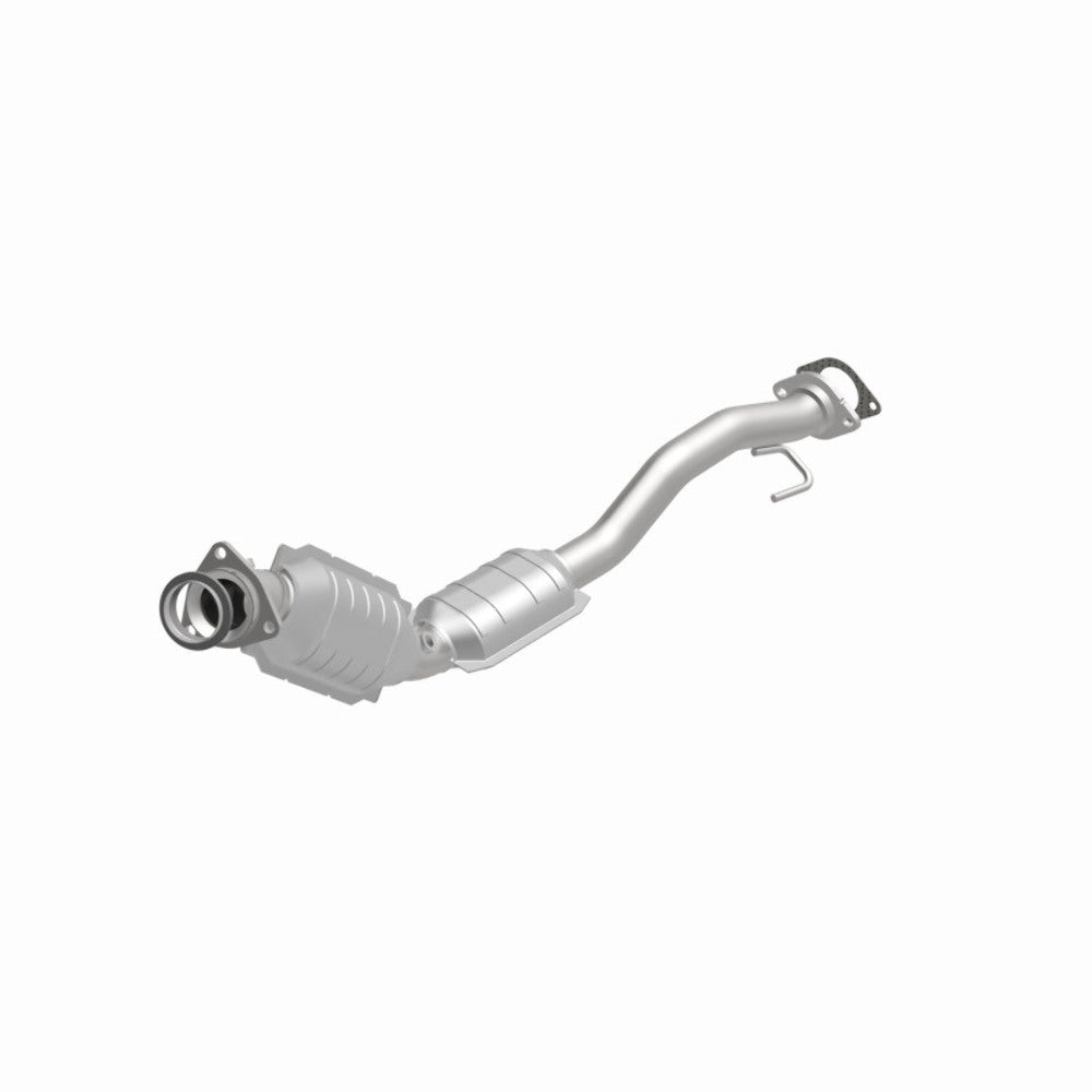 MagnaFlow direct-fit catalytic converter fits 2008-2009 Chevrolet Trailblazer, GMC Envoy, and additional vehicles. Avoid potential exhaust leaks by using the included gaskets to ge