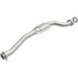 MagnaFlow direct-fit catalytic converter fits 2009-2010 Hummer H3 3.7L and 2009-2010 Hummer H3T 3.7L stainless steel CARB compliant OBDII 51476