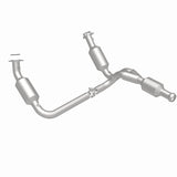 MagnaFlow direct-fit catalytic converter for 2009-2013 Chevy Silverado 1500 stainless steel CARB compliant 5582578