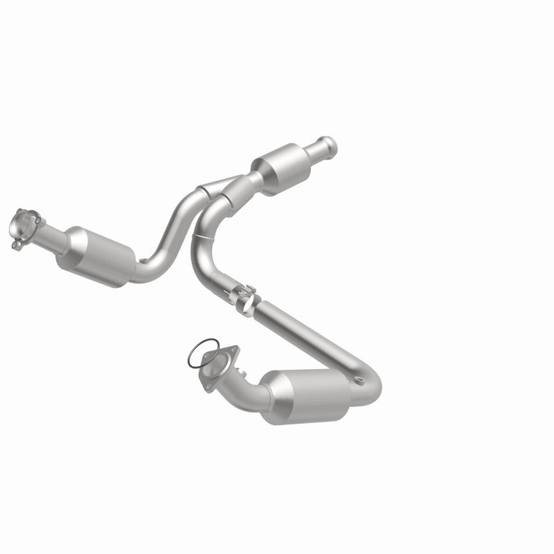 MagnaFlow direct-fit catalytic converter for 2009-2013 Chevy Silverado 1500 stainless steel CARB compliant 5582578