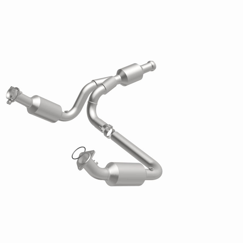 MagnaFlow direct-fit catalytic converter for 2009-2013 Chevy Silverado 1500 stainless steel CARB compliant 5582578