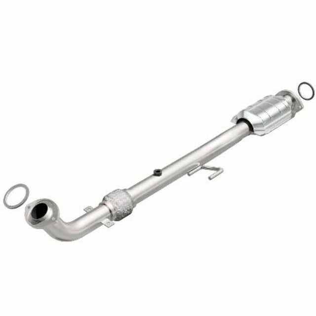 MagnaFlow direct-fit catalytic converter fits 2010-2011 Toyota Camry 2.5L and 2010-2011 Camry 2.5L stainless steel Federal EPA compliant OBDII 24435