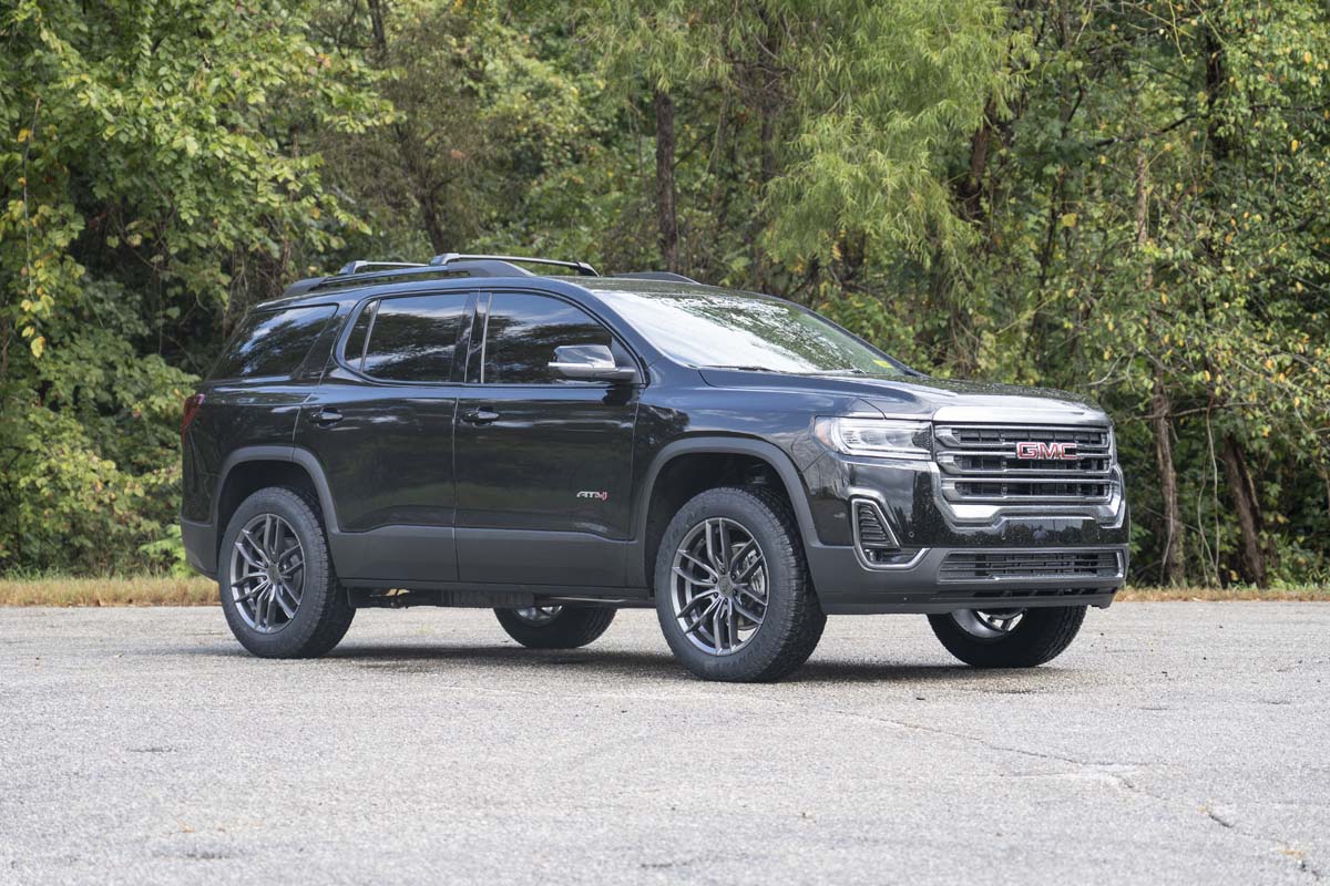Fits GMC Acadia 2WD/4WD (2017-2023) 1.5 Inch Lift Kit; N3 Front Struts; 110031A