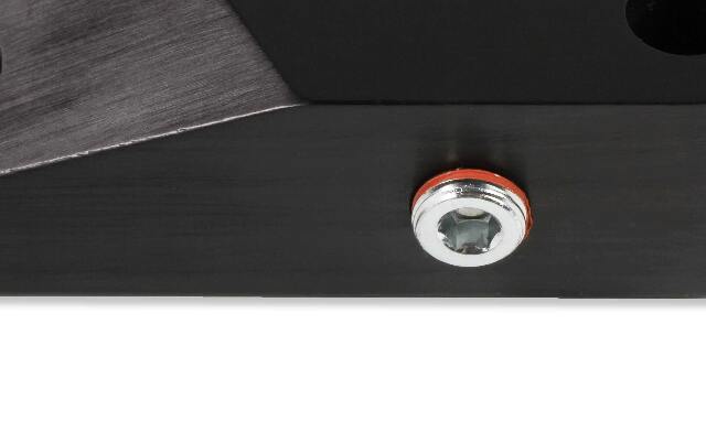 LT Side Mount Oil Cooler Adapter - 1126ERL AN fitting